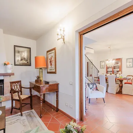 Elegant Retreat In The Heart Of 빌라 루카