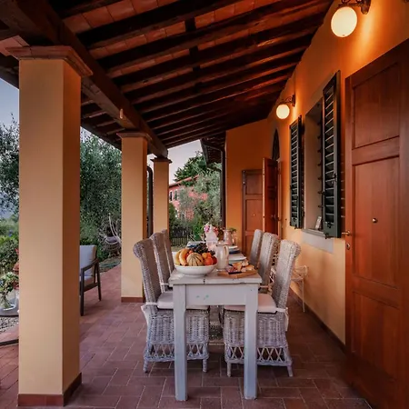 Elegant Retreat In The Heart Of