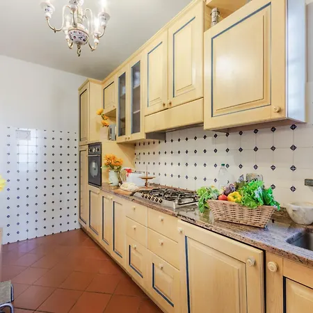 Elegant Retreat In The Heart Of 빌라 루카